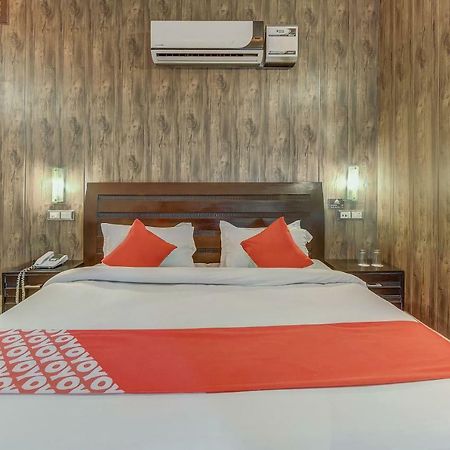 Oyo 27999 Hotel Deep Sirsa Exteriör bild