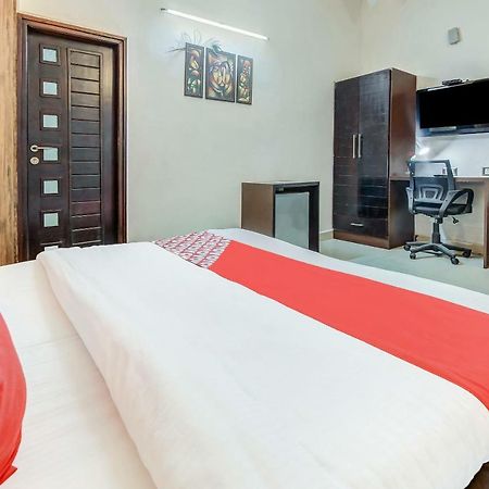 Oyo 27999 Hotel Deep Sirsa Exteriör bild